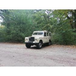 Land Rover Santana 109 1977 Wit