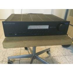 Cambridge Audio versterker en cd-speler AZUR serie.