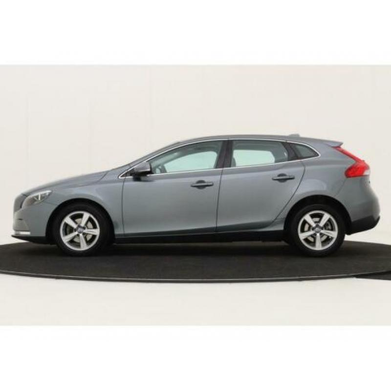 Volvo V40 1.6 D2 Momentum | Navigatie | Cruise Control | PDC