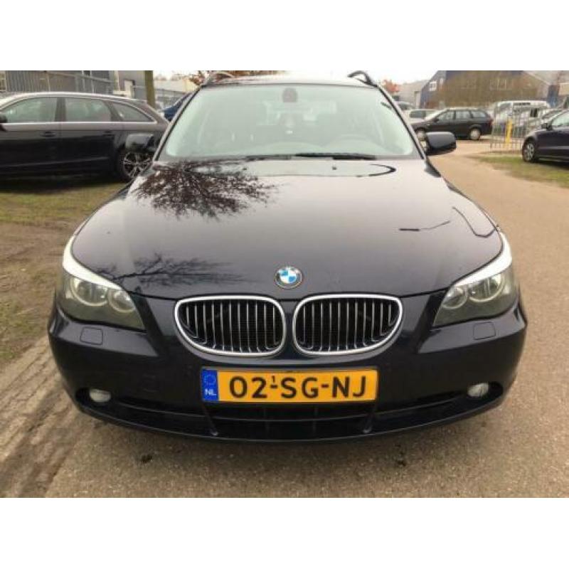 BMW 5-serie Touring 525d Business