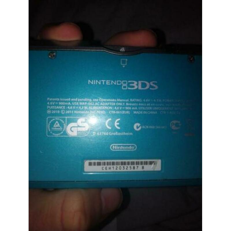 Nintendo 3ds met enkele spellen