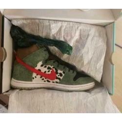 Nike SB High Dog Walker size 42, 9/10 condition