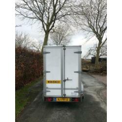 Gesloten aanhanger