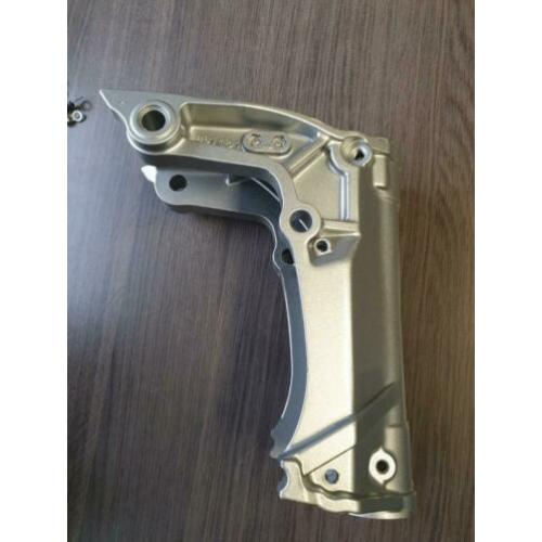 50201-881-843ZB honda Swivelbracket BF8A nieuw!