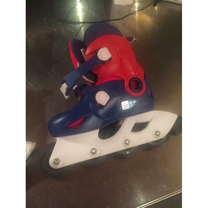 Kinder skates, amper gebruikt, maat 28-30. Zgan