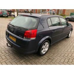 Opel Signum 1.9 CDTi Business