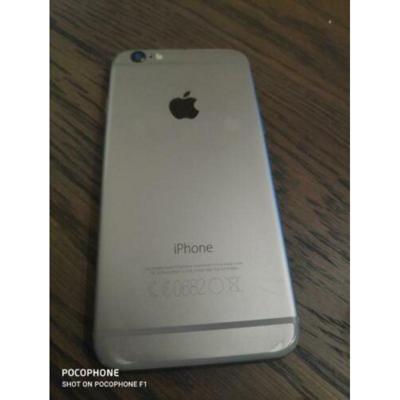 Kapotte iPhone 6 voor onderdelen 16 GB - zonder iCloud lock