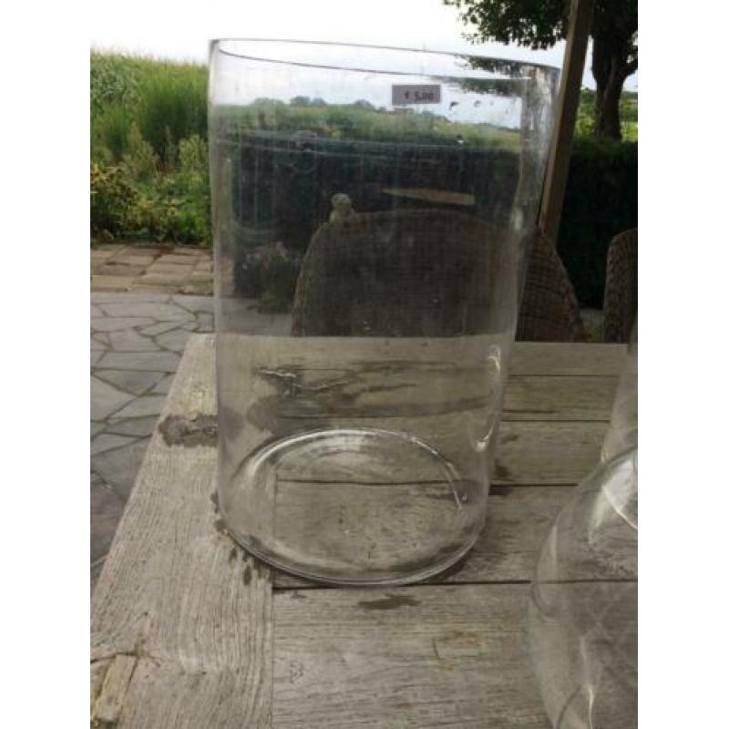 grote glazen potten