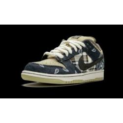 Nike SB Dunk Low 'Travis Scott' 43
