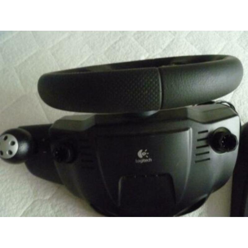 LOGITECH RACE-STUUR en VOETBEDIENING voor Play-station 3