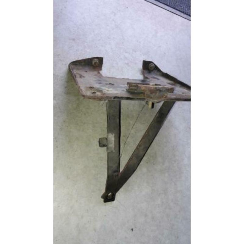 Renault4 Renault R4 accu bevestigingsplaat