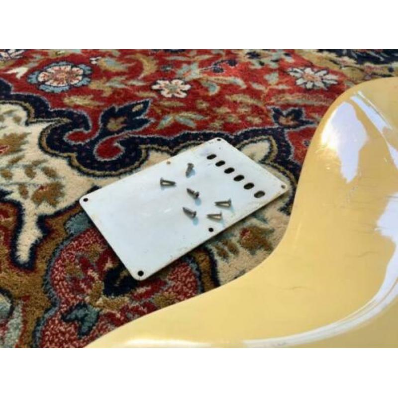 1974 Fender Stratocaster Custom Olympic White - "Ducky"