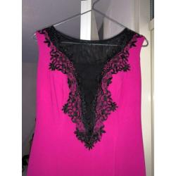 Mooie roze dames jurk met design maat 38