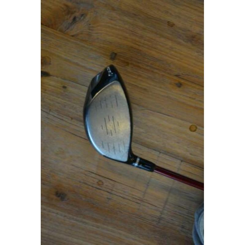 Taylor Made R9 driver, regular flex, + headcover +sleutel