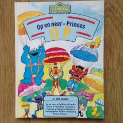 SESAMSTRAAT kinder kijk lees en doe boek. ( 4 stuks )