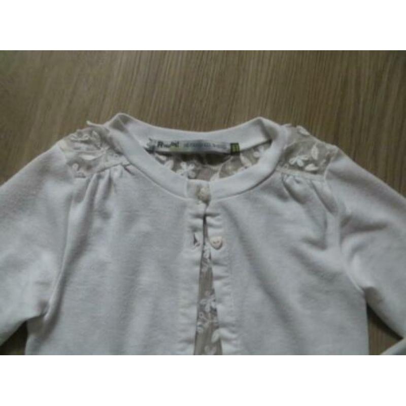Mooi off white vestje van Rumbl, i.g.st.! (140)