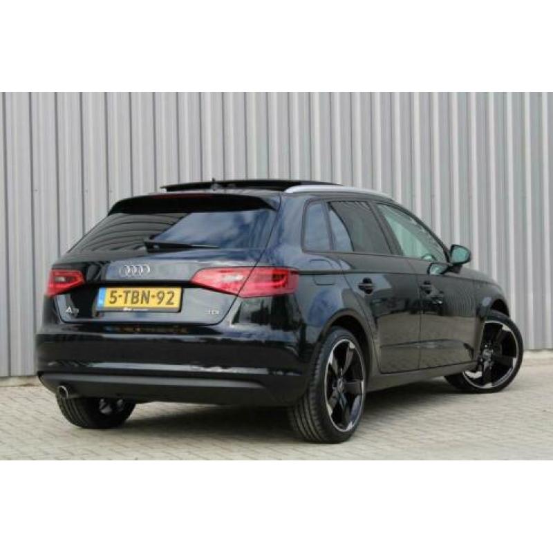 Audi A3 Sportback 1.6 TDI Ambition Pro Line plus [ panoramad