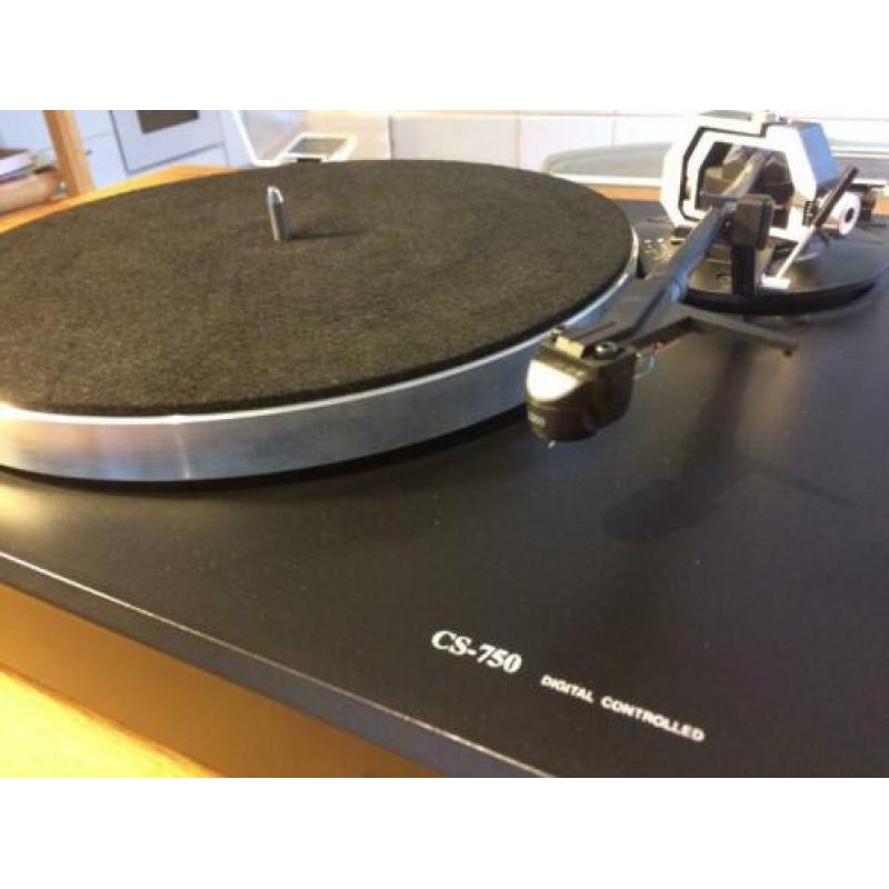 Dual CS-750 platenspeler voor 33, 45 en 78 toeren