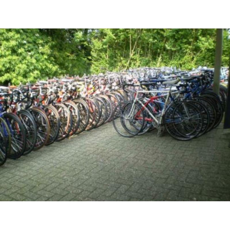 xxx 27-2 NIEUWE ARM-,BEENSTUKKEN EN OVERSOKKEN