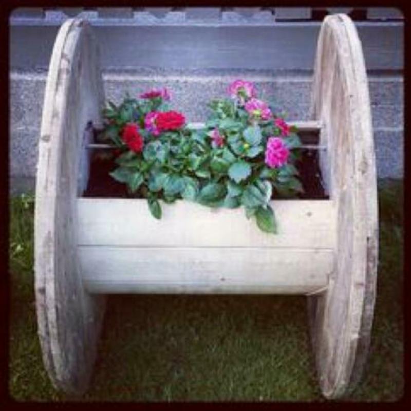 Leuke houten haspels crea / bea of decoratie in huis en tuin