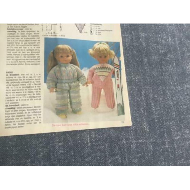 Breiboekje om poppen en beren kleren te breien