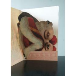Papieren maskers uit de collectie van Madame Tussauds