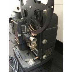 Vintage Bell & Howell filmprojector autoload.