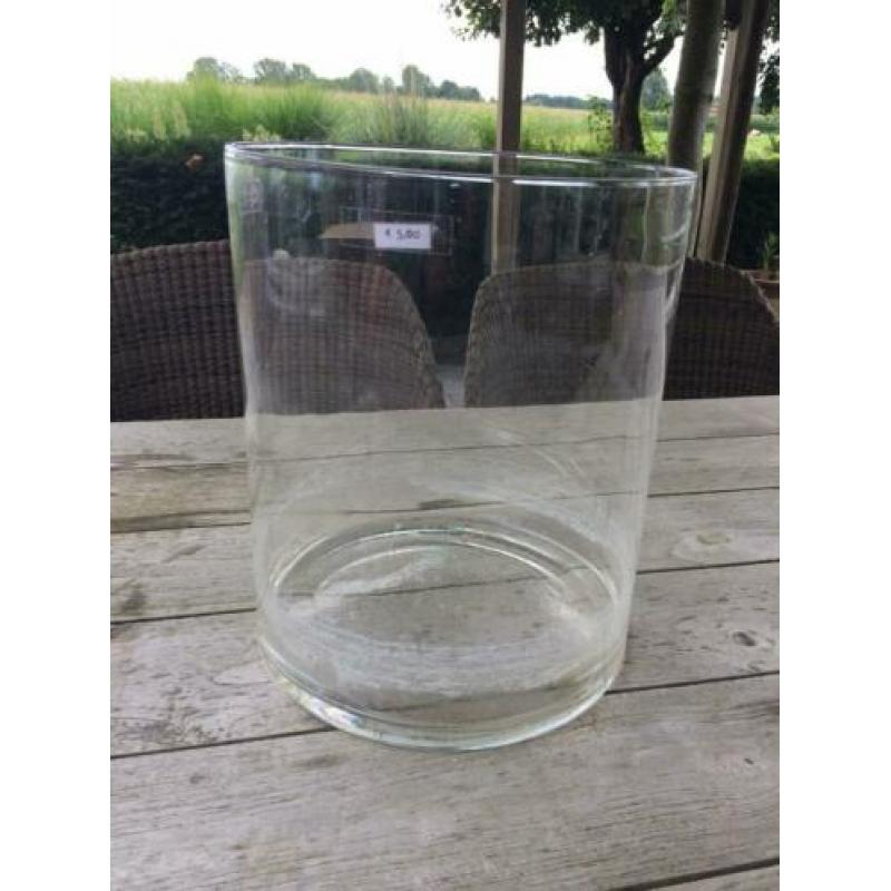 grote glazen potten