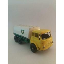 Lesney Matchbox, Bedford BP benzine tanker (1964).