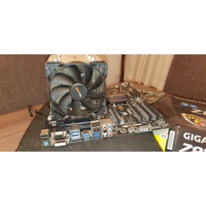 Gigabyte z87 moederbord- Intel i7 4790 -16gb geheugen