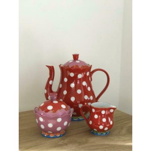 Oilily servies ( als nieuw )