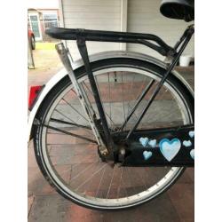 Oude meisjesfiets 24inch