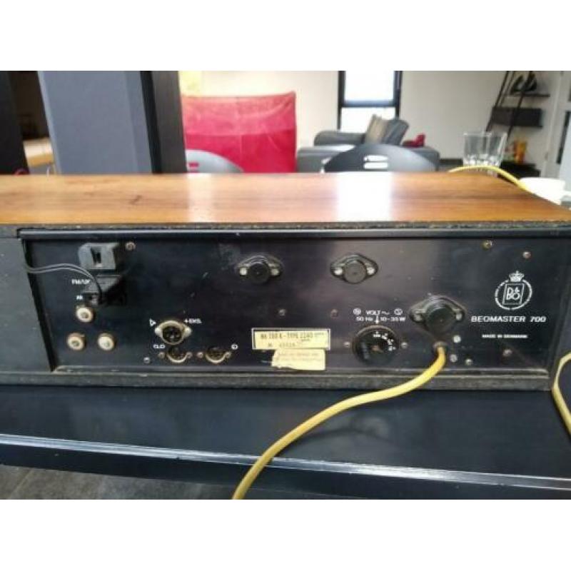 Beomaster 700