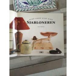 2 mooie hobby boeken sjabloneren met ongebruikte sjablonen