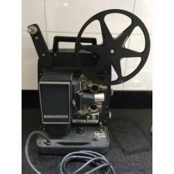Vintage Bell & Howell filmprojector autoload.