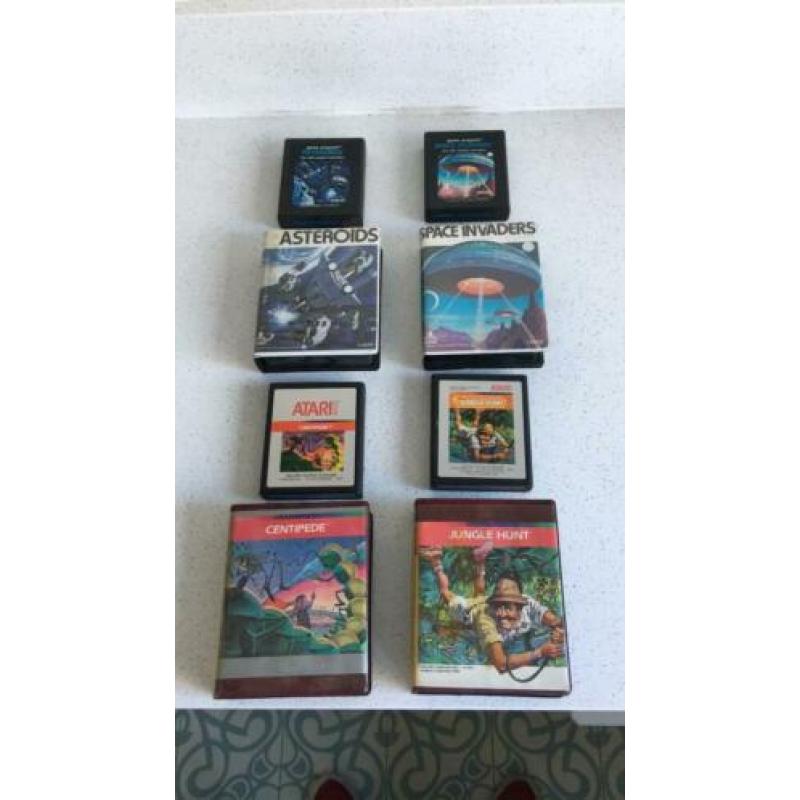 Atari 2600 junior incl. controller en 4 klassieke spellen