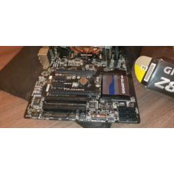 Gigabyte z87 moederbord- Intel i7 4790 -16gb geheugen