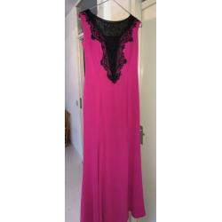 Mooie roze dames jurk met design maat 38