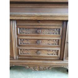 Vintage dressoir prima onderhouden jr 50, uniek houtsnijwek