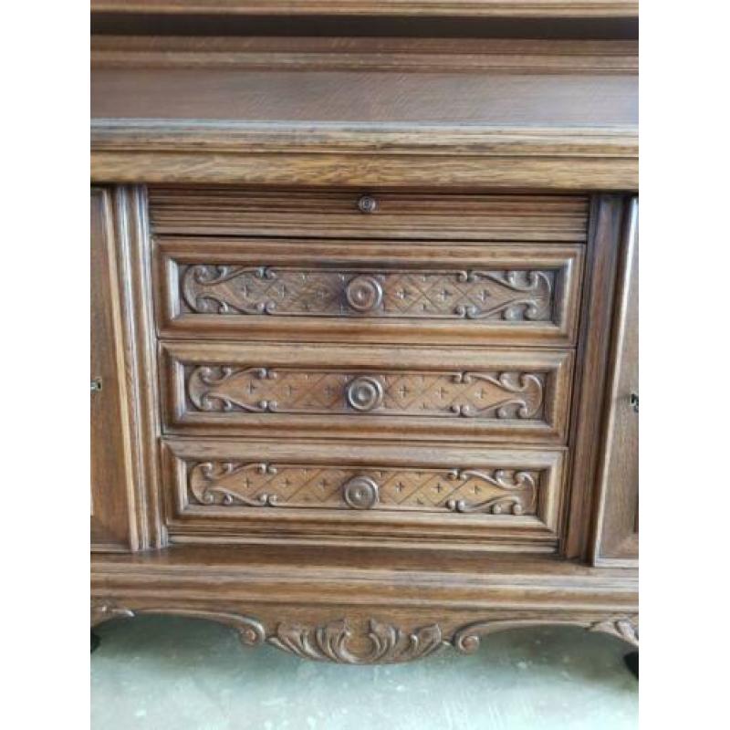 Vintage dressoir prima onderhouden jr 50, uniek houtsnijwek