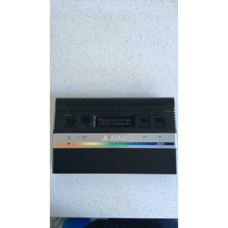 Atari 2600 junior incl. controller en 4 klassieke spellen
