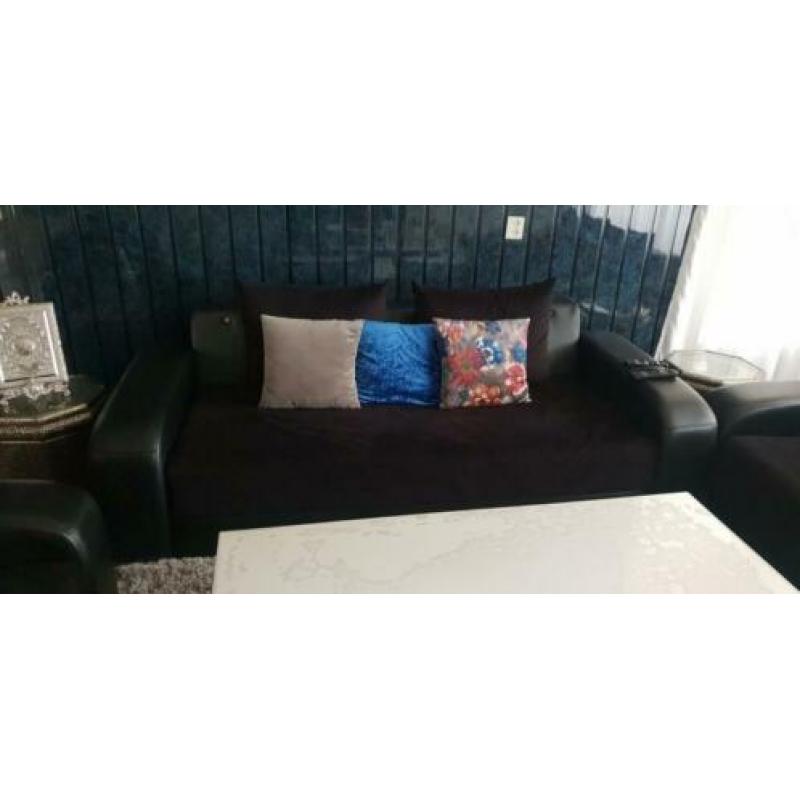 Bank zwart Half leer/half fluweel