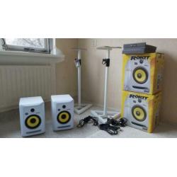 KRK RP6 RoKit G3 White (2 speakers + 2 stands + kabels)