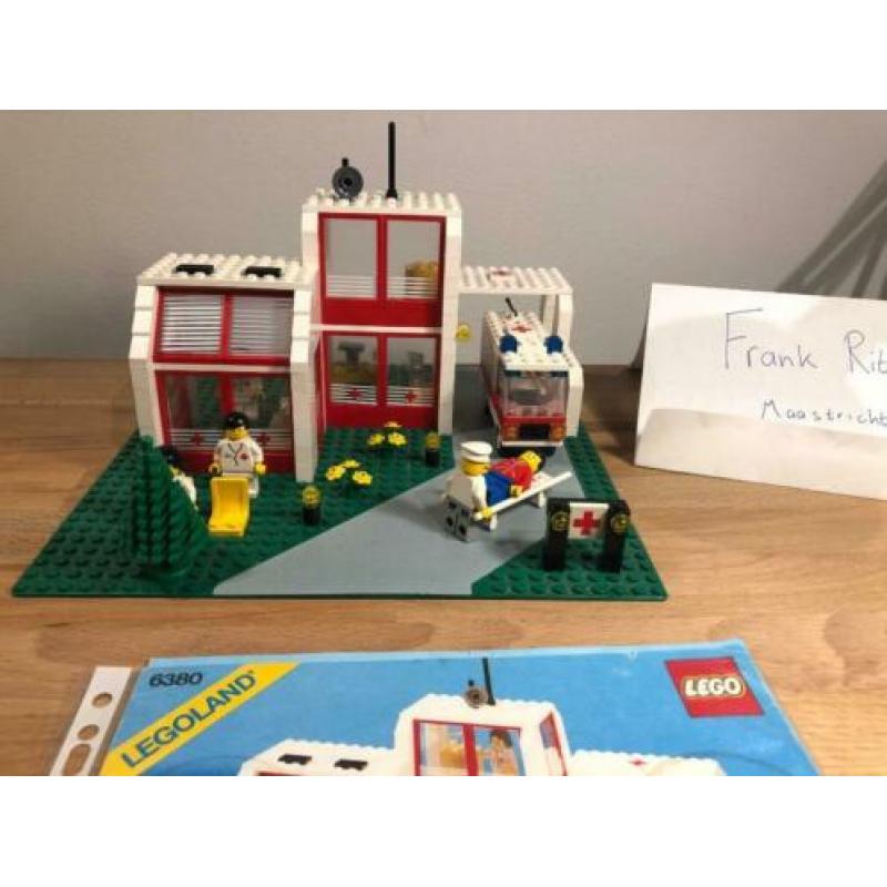 Lego Town 6380 - Emergency Treatment Center (100% compleet)
