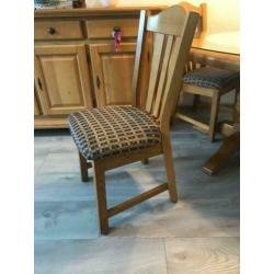 Ronde eettafel met 4 stoelen eikenhout