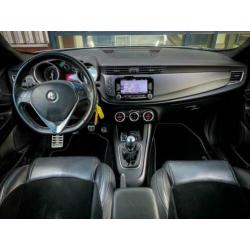 Alfa Romeo Giulietta 2.0 JTDm Exclusive QV Line (bj 2015)