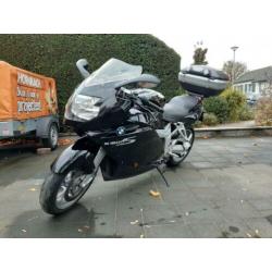 BMW K1200S black. Topkoffer, phonemount en paddockstand incl