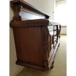 Vintage dressoir prima onderhouden jr 50, uniek houtsnijwek