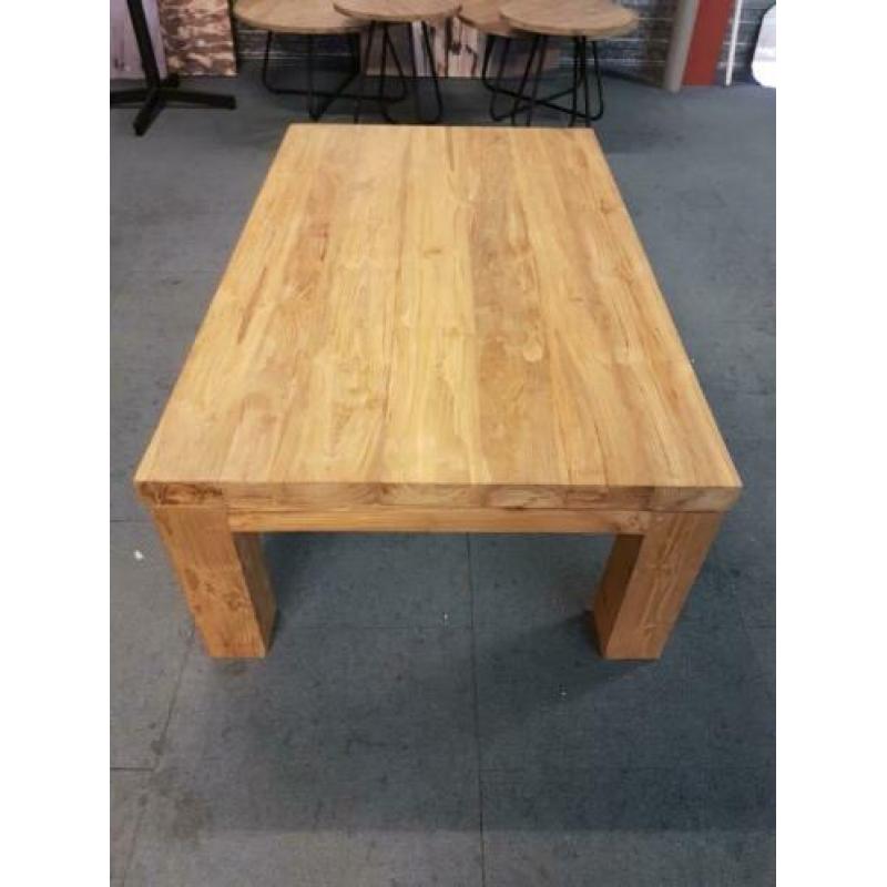 Nieuwe zware teakhouten salontafel