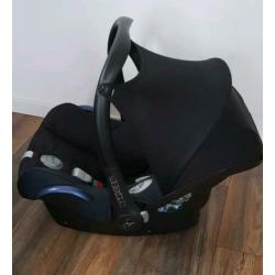 Maxi Cosi Cabrio Fix | Met Deken